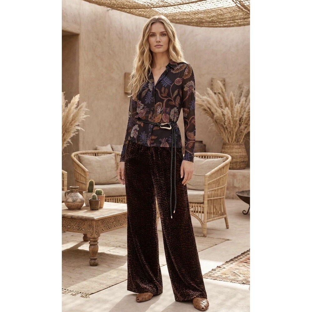 JOHNNY WAS Brown Wide Leg Velvet Leopard Pant . Size XS